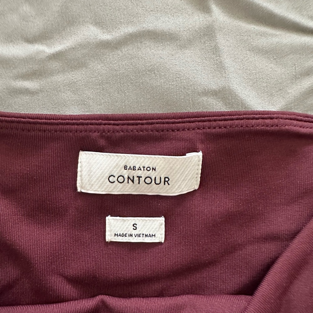 Babaton Contour Burgundy Top